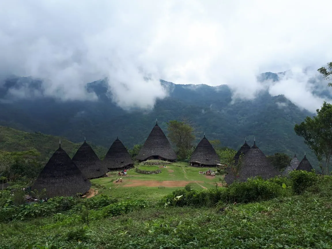 Komodo & Flores – Private Boat and Cultural Journey
